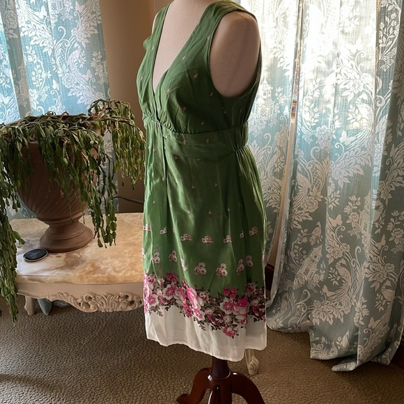 Vintage Max Studio silk blend spring green floral V neck dress - Picture 2 of 12